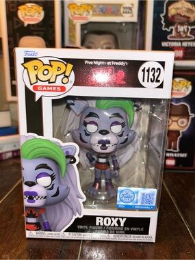 Funko Pop! Games Roxy Vinyl Figure - Purple & Green